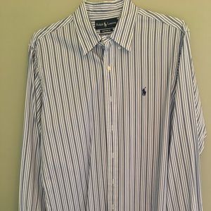 Ralph Lauren Button Down Polo. EUC, Size L